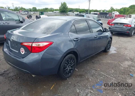 2017 Toyota Corolla Le z USA, uszkodzony, nr VIN 5YFBURHE1HP587196